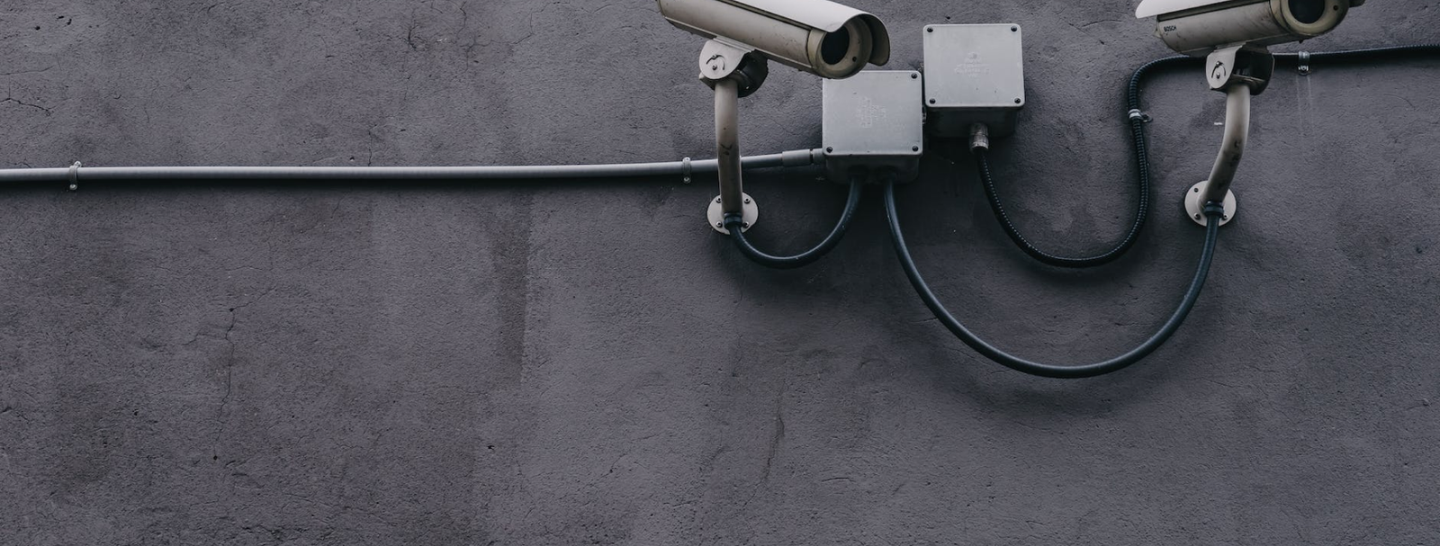 Security cameras installed on a commercial building